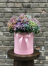 Цветочная композиция из Гипсофила и Розы в шляпной коробке в Пижанке