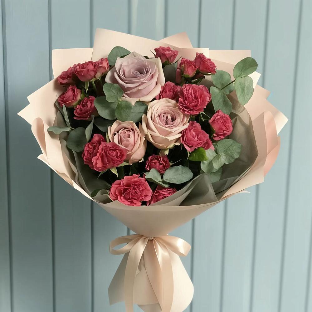Букет цветов из: Гвоздики и Розы в Пижанке