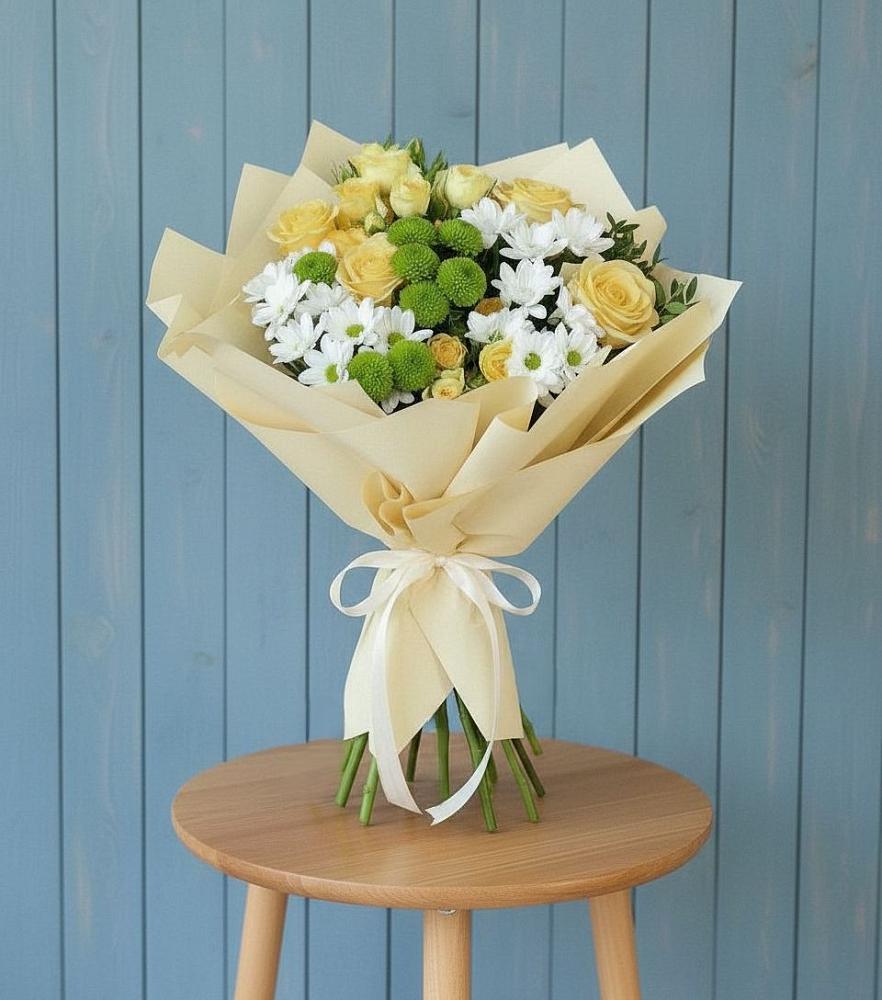 Букет цветов из: Хризантемы и Розы в Пижанке