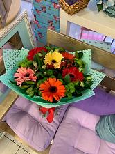 Букет цветов из:  Герберы, Хризантемы и Альстромерии #REPLACE_PRED# Пижанке
