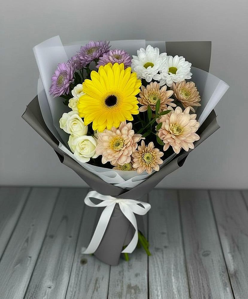 Букет цветов из: Розы, Герберы и Хризантемы в Пижанке