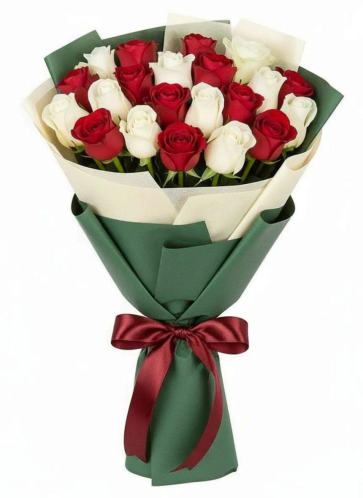 Букет Микс из красных и белых роз в Пижанке