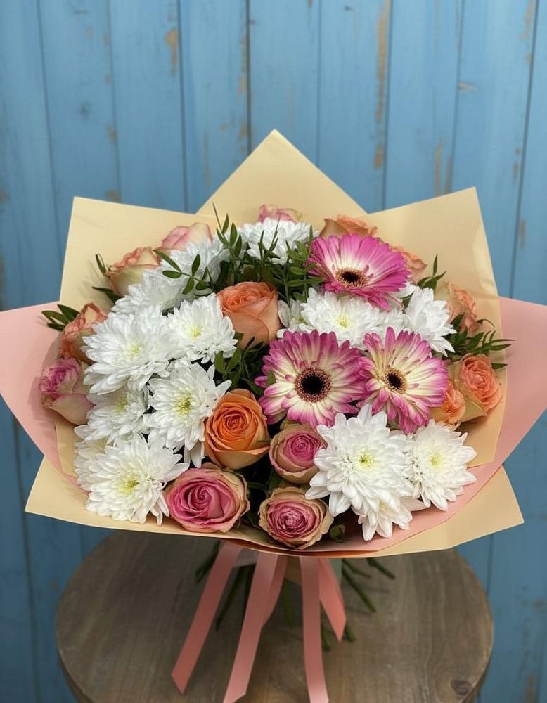 Букет цветов из: Розы, Герберы и Хризантемы в Пижанке