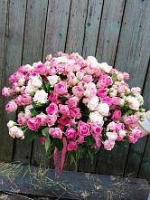 Букет Розовые кустовые розы Натали и Лав Лидия в Пижанке