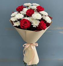 Букет цветов из:  Розы и Хризантемы #REPLACE_PRED# Пижанке