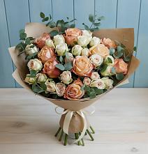 Букет цветов из:  Альстромерии и Розы в Пижанке