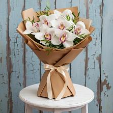 Букет цветов из:  Орхидеи и Розы в Пижанке